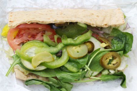 SUBWAY Veggie Delight: FAST But Fresh and Healthy? Healthy Subway Sandwiches, Healthy Fast Food Choices, Subway Sandwiches, Food For Pregnant Women, Chinese Chicken Salad Recipe, Healthy Fast Food, Sub Sandwiches, Veggie Sandwich, Veggie Delight