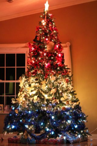 "How about decorating a patriotic Christmas tree this year?" Beautiful! - MilitaryAvenue.com Patriotic Christmas Tree, Patriotic Christmas, Blue Christmas Tree, Beautiful Christmas Trees, Noel Christmas, Blue Christmas, Christmas In July, Christmas Joy, Holiday Tree