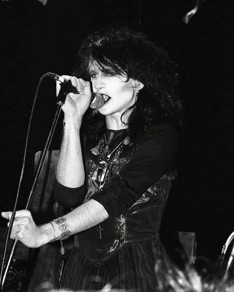 Rozz Williams, Goth Subculture, Sisters Of Mercy, Arte Punk, Goth Look, Boys Long Hairstyles, Gothic Rock, The New Wave, Post Punk