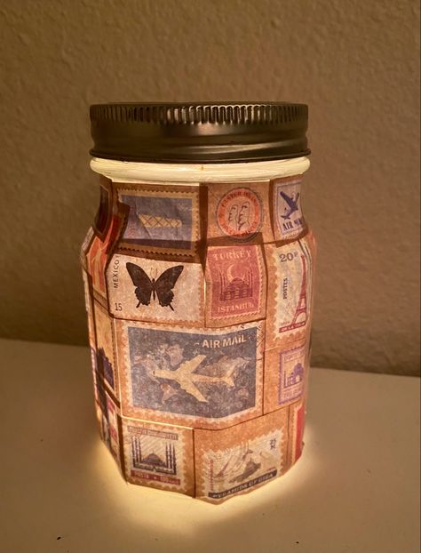 What To Do With Jars, Homemade Decor Ideas For Bedroom, Things To Put In Jars, Gift Ideas Diy Creative, Stamp Lamp, Homemade Decor Ideas, Crafty Aesthetic, Diy Room Makeover, Crafting Aesthetic