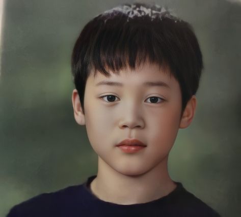 Jimin Baby Pictures, Jimin Predebut, Cute Jimin, Jimin Baby, Baby Jimin, Bts Cute, Jimin Selca, Park Jimin Bts Wallpaper, Park Ji Min