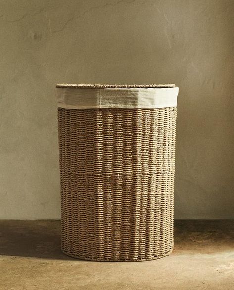 FABRIC-LINED LAUNDRY BASKET Chic Laundry Hamper, Rattan Storage, Bathroom Baskets, Laundry Hamper, Metal Structure, Wood Storage, Large Homes, Zara Home, Storage Basket