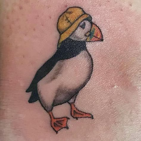 Kris Lee on Instagram: “This is a teeny little ankle puffin, about 2 inches high, for a hiker visiting from Ontario. Fresh and a bit shiny.…” Puffin Bird Tattoo, Small Puffin Tattoo, Puffin Tattoo Simple, Newfoundland Tattoo, Puffin Sketch, Puffin Rock Coloring Pages, Puffin Tattoo, Puffins Bird Drawing, Tattoo Future