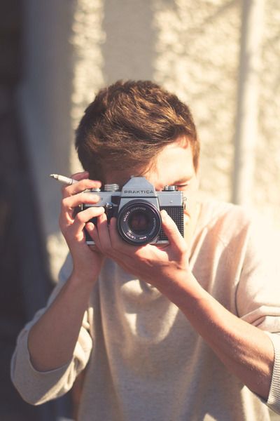 Evan)) ((Don't mind the cig)) I was walking around taking picture and capturing everything when I bump into you. Fotocamere Vintage, Selection Series, Shooting Photo, Photography Poses For Men, Life Is Strange, Vintage Cameras, Vintage Camera, Poses For Men, Taking Pictures