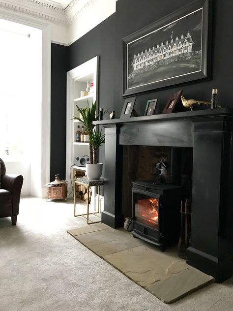 Black Alcoves Living Room, Off Black Farrow And Ball, Farrow And Ball Black, Black Farrow And Ball, Farrow And Ball Off Black, Hutchinson House, Farrow And Ball Living Room, Curved Door, Living Room Upstairs