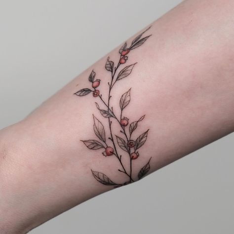 red huckleberry wrap for Nick ✨🫶thank you so much!☀️ Holly Bush Tattoo, Cranberry Tattoo, Holly Berry Tattoo, Huckleberry Tattoo, Red Huckleberry, Huckleberry Plant, Honeysuckle Berries, Wrap Around Tattoo, Around Arm Tattoo