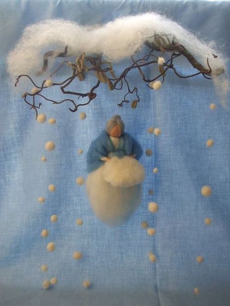 Seizoentafel winter Waldorf nature table winter frau Holle Waldorf Nature Table, Waldorf Crafts, Felt Fairy, Winter Table, Winter Nature, Nature Table, Needle Felting Projects, How To Make Snow, Waldorf Doll