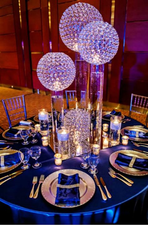 blue-crystal-glow-05 Crystal Anniversary Party Ideas, 49ers Room, Gala Decorations, Diamond Centerpiece, Easy Wedding Planning, Emerald Green Weddings, Wedding Planning Decor, Gala Events, Dinner Decoration