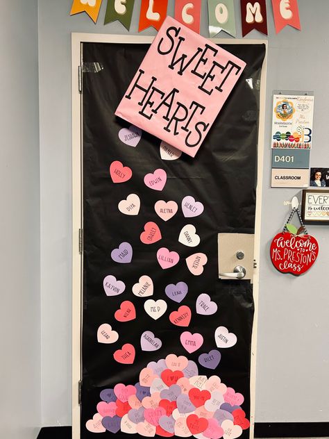 Classroom Decor For Valentines Day, Valentine Theme Classroom Door, Valentines Infant Classroom Door, Sweethearts Door Decoration, Valentine’s Day Elementary Activities, School Door Decorations Valentines, Valentine Decorating Ideas For Classroom, Valentines Decorating Ideas For School, Valentine Decorations Classroom