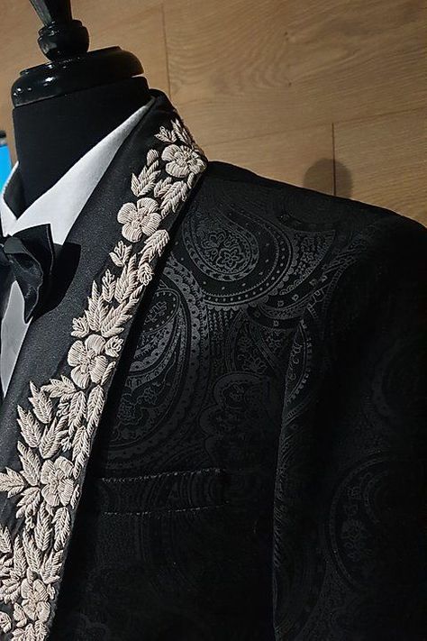 Classy Tuxedo Men, Paisley Suit Men, Tuxedo With Design, Wedding Tuxedo For Men Black, Embroidered Wedding Suit, Tuxedo For Men Wedding Classy, Designer Tuxedo Men Grooms, Mochee Kent, Wedding Tuxedo For Men