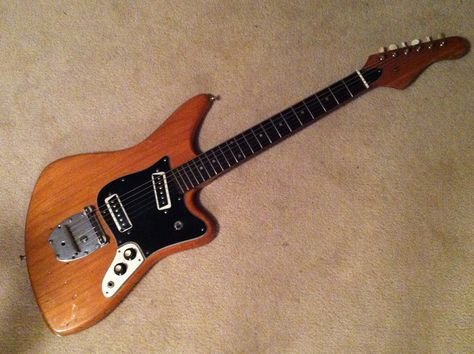 Japanese Guitar, Guitar Stuff, Guitar Design, Vintage Japanese, Before Christmas, Electric Guitar, Guitar, Japan, Christmas