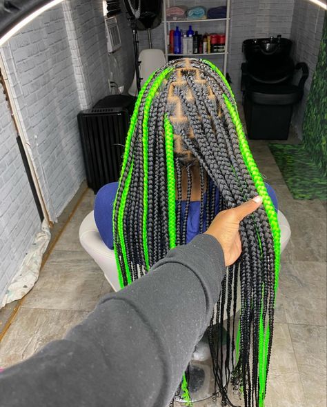 Green Knotless, Green Braids, Black Box Braids, Braiding Your Own Hair, Braided Cornrow Hairstyles, Quick Braided Hairstyles, Pretty Braided Hairstyles, Hairdos For Curly Hair, Knotless Braids