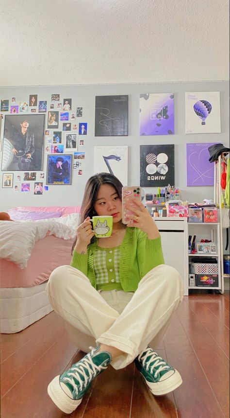 Kpop aesthetic, green aesthetic, kpop room, joon vibes, bts room, room aesthetic, kpop stan Bedroom Kpop Aesthetic, Korean Bedroom Ideas Aesthetic Kpop, Kpop Room Aesthetic Bedrooms, K Pop And Anime Room Ideas, Room Ideas Aesthetic Anime And Kpop, Army Bedroom, Army Room Decor, Army Room, Room Ideas Aesthetic