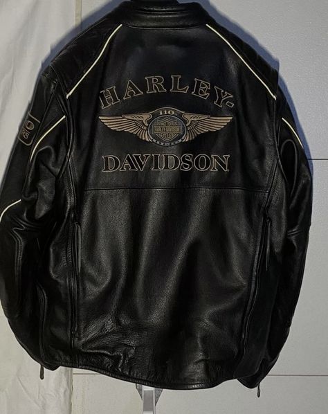 Harley Jacket Outfit, Harley Davidson Leather Jackets Mens, Vintage Harley Davidson Jacket, Harley Davidson Jacket Outfit, Harley Davidson Aesthetic, Harley Davidson Outfits, Harley Davidson Fashion, Harley Davidson Womens Clothing, Tory Vega