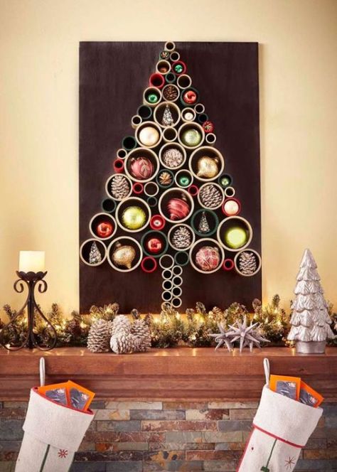 33 Cool Wall Christmas Tree Ideas For Your Home - EcstasyCoffee Cordless Lights, Mantle Christmas, Village Ideas, Christmas Village Sets, Lemax Christmas, Village Christmas, Wall Christmas Tree, Alternative Christmas, Christmas Village Houses