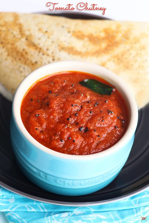 Tomato Chutney Recipe Salt Biscuits Recipe, Chutney Recipes Indian, South Indian Tomato Chutney, Onion Tomato Chutney Recipe, Red Chutney, Best Tasting Tomatoes, Tomato Chutney Recipe, Big Tomato, Chutney Recipe