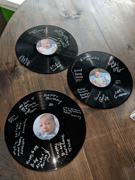 Hip hop DJ party. Jammin on the Ones. One year old birthday party. Vinyl records sign in Rnb Birthday Party, Dj Themed Party, Hip Hop Party Ideas, Music Festival 1st Birthday, Elvis First Birthday Party Ideas, R&b Themed Party, Metallica Themed Birthday Party, Hip Hop Centerpieces, Johnny Cash Birthday Party