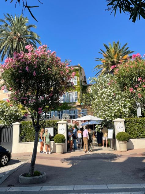 Dior store at Saint tropez #dior #france #fashion #aesthetic #pretty #diorbackstage At Tropez, Dior Beach Aesthetic, Saint Tropez Photo Ideas, Saint Tropez Aesthetic, St Tropez Aesthetic Vintage, Dior Cafe St Tropez, Saint Tropez Vintage, Dior Store, Bathroom Pictures