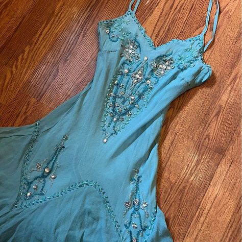 Cute Vintage Clothes, Vintage Prom Dresses 90s, Prom Usa, Magdalena Bay, Parisian Dress, Dresses 90s, 2005 Fashion, Baddie Dresses, Bday Dress