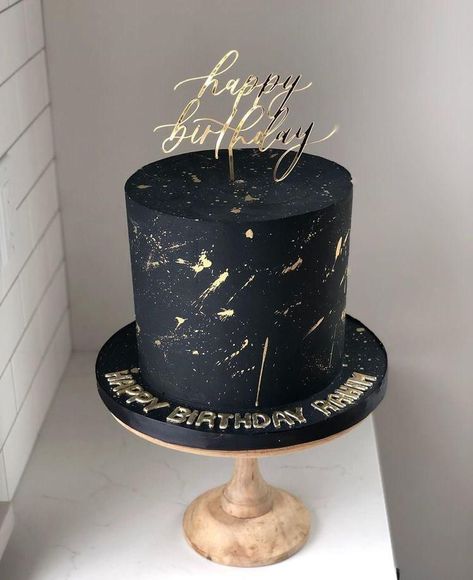 Black Cakes Birthday, Black Bday Cake, Cakes 21st Birthday, Black And Gold Birthday Cake, Black Birthday Cake, Black And Gold Cake, Cake Design For Men, Modern Birthday Cakes, Cake For Boyfriend