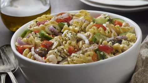 Jimmy Buffett Pasta Salad, Vegetarian Pasta Salad, Unique Pasta, Greek Salad Pasta, Greek Pasta, Gluten Free Noodles, Green Bell Pepper, Salad Dishes, Head Of Cauliflower