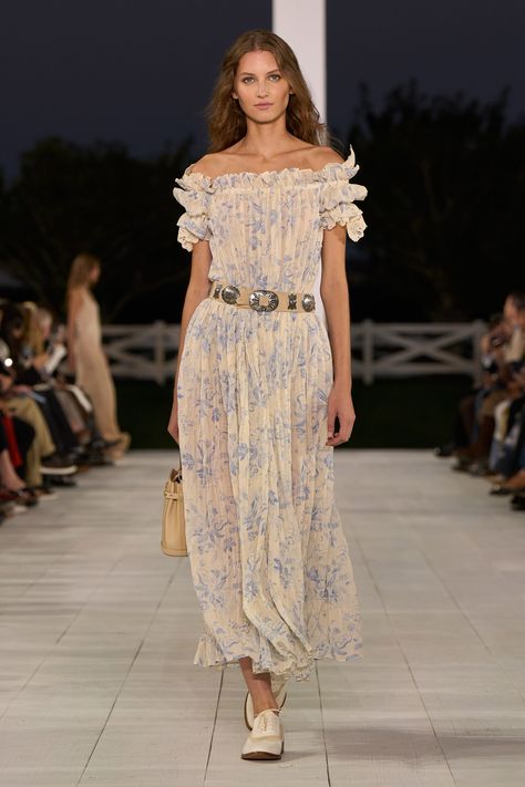 Ralph Lauren Spring 2025 Ready-to-Wear https://www.vogue.com/fashion-shows/spring-2025-ready-to-wear/ralph-lauren/slideshow/collection#46 Blue Slip Dress, Slinky Dress, Column Skirt, Ralph Lauren Collection, Spring Looks, Mode Inspiration, Boho Fashion, Fashion Looks, Fashion Show