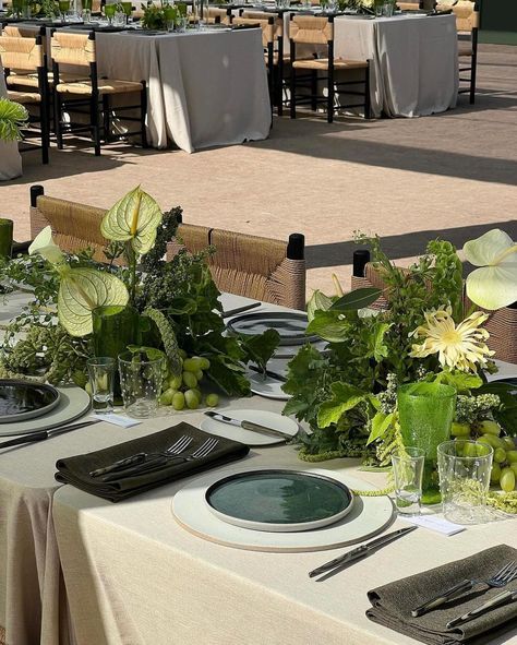 Green Table Settings, Green Tablescape, Green Centerpieces, Tablescape Inspiration, Flower Installation, Bali Wedding, My Bff, Wedding Table Settings, October 25