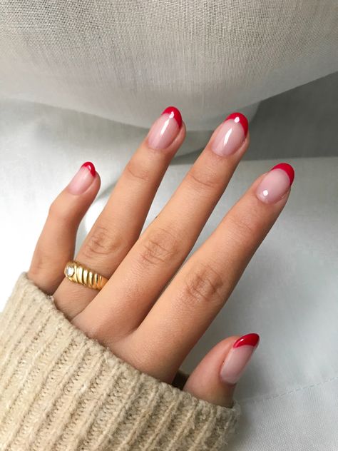 Nails red french manicure Christmas nails Natural Red French Tip Nails, Nail Ideas Red Tips, Christmas Nails 2023 Red French, Res French Tip Nails Short, Natural Nails Manicure Christmas, Christmas Nails 2023 French, Gel Nails Red Tips, Short Red Nails French Tip, Holiday Nails Tips