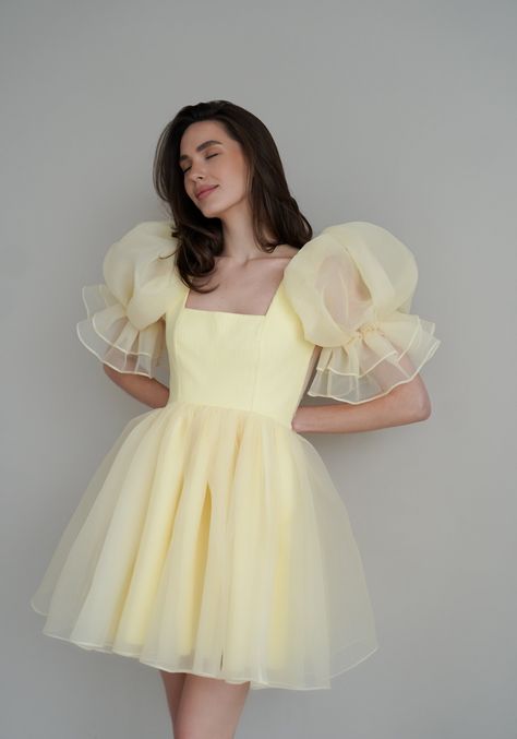 Princess Dress For Women, Puff Sleeve Tulle Dress, Dresses With Transparent Sleeves, Gown Yellow, Bat Mitzvah Dresses Modest, Dress With Short Sleeves Formal, Flimsy Dress, Georgette Short Dress, Yellow Dress Design