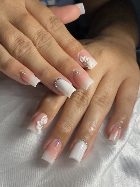 Short Nails With Gems, Acrylic Nail Set, Stylish Nails Designs, Gel Nails Diy, Glow Nails, Short Square Acrylic Nails, Acrylic Nails Coffin Pink, Long Square Acrylic Nails, Unique Acrylic Nails