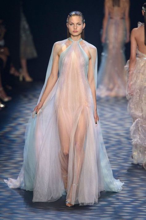 Marchesa Spring, Georgina Chapman, Couture Runway, Fashion Week Runway, Sporty Chic, Marchesa, Looks Style, Mode Inspiration, Fashion 2017