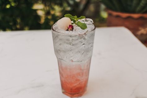 Lychee Soda, Fresh Drink, Recipe Photo, Soda Drink, Italian Soda, Drink Recipe, Cold Drink, Mint Leaves, Cafe Food