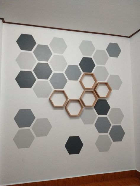 Beautiful wall decor ideas Honeycomb Accent Wall Diy, Wall Hexagon Decor, Honeycomb Wall Paint, Honeycomb Painting Wall, Octagon Accent Wall, Hexagon Feature Wall, Honeycomb Wall Design, Hexagon Bedroom Design, Diy Hexagon Wall Art