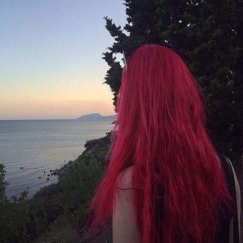 Princess With Pink Hair, Magenta Hair, Red Hair Inspo, Kpop Hair, Hair Aesthetic, Trening Abs, Dye My Hair, Hair Inspo Color, Hair Envy