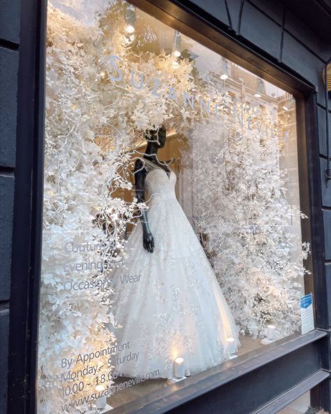 Bridal Shop Store Fronts, Bridal Dress Store, Bridal Shop Christmas Window Display, Bridal Shop Window Display, Wedding Dress Shop Interior, Bridal Store Decor, Bridal Store Interior Design, Dress Store Design, Display Wedding Dress