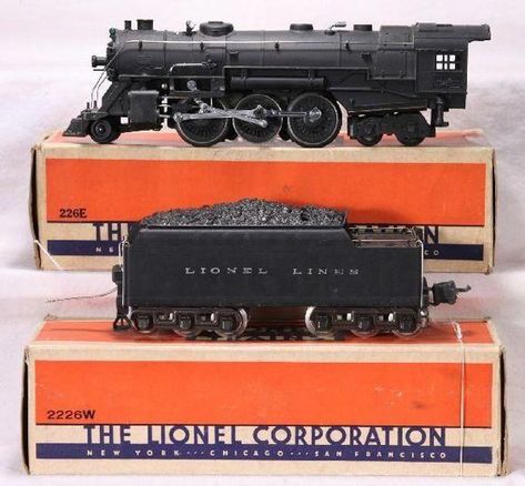 Model Steam Trains, Lionel Trains Layout, Model Train Display, Lionel Train Sets, Steam Engine Model, Model Train Accessories, Hobby Trains, Toy Trains Set, Train Miniature