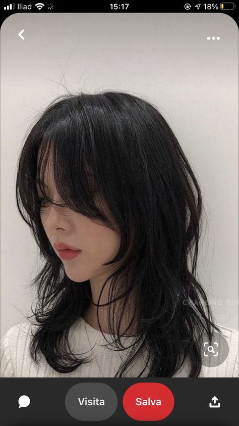 Black Wolfcut Hair, Black Wolfcut, Hair With Side Bangs, Wolfcut Hair, Haircut Inspo, Magic Hair, Side Bangs, Hair Inspo, Bangs