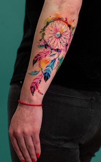 Dream Catcher Tattoo Colorful, Watercolor Dream Catcher Tattoo, Feminine Dream Catcher Tattoo, Colored Dream Catcher Tattoo, Dream Catcher Tattoo Color, Dreamcatcher Tattoo Women, Dream Catcher Tattoo Sleeve, Unique Dream Catcher Tattoo, Tattoo Ideas Dream Catcher