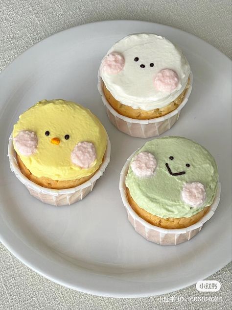 Kawaii Baked Goods, Cakes Creative, Pastel Cupcakes, Birthday Cute, Funny Birthday Cakes, Kawaii Cooking, Mini Cakes Birthday, Cute Baking, Pretty Dessert