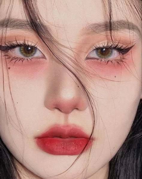 Douyin Fox Eye Makeup, Cute Doll Makeup Aesthetic, Red Asian Makeup, Blush Under Eyes Makeup, Eye Makeup Under Eye, Dark Asian Makeup, Blush Under Eyes, Red Under Eye Makeup, Red Under Eye