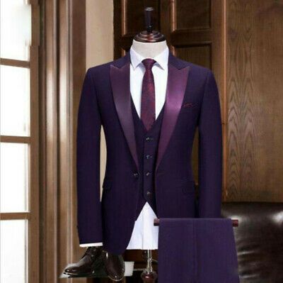 Purple Prom Suit, Purple Tuxedo, Lapel Wedding, Groom Tuxedo Wedding, Groomsmen Tuxedos, Grey Suit Wedding, Terno Slim, Mens Wedding Attire, Purple Wedding Theme