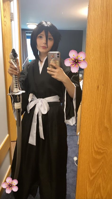 Rukia cosplay for mcm london!! Tepes.0 on instagram Rukia Halloween, Rukia Cosplay, Rukia Bankai, Bleach Rukia, Anime I, Cool Clothes, Cosplay Anime, Halloween Costume, Cool Outfits