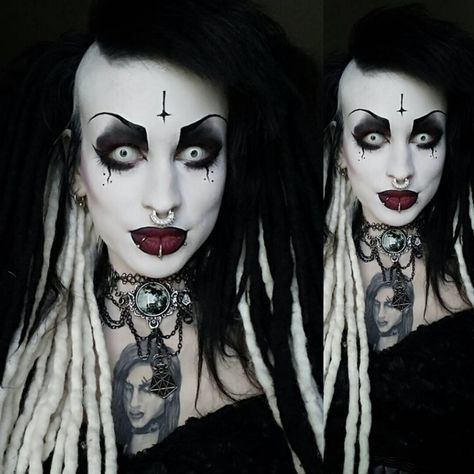 White Foundation, Rock Hairstyles, Gothic Beauty, I Can't Wait, Gothic Fashion, Beauty Women, Halloween Face Makeup, Foundation, Makeup