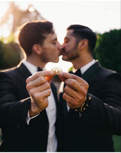 Mlm Aesthetic Wedding, Gay Men Wedding Photography Poses, Lgbtq Wedding Two Grooms, Gay Couple Wedding Photo Ideas, Gay Marriage Ideas, Gay Wedding Aesthetic, Lgbt Wedding Photos, Gay Engagement Photos, Gay Wedding Ideas