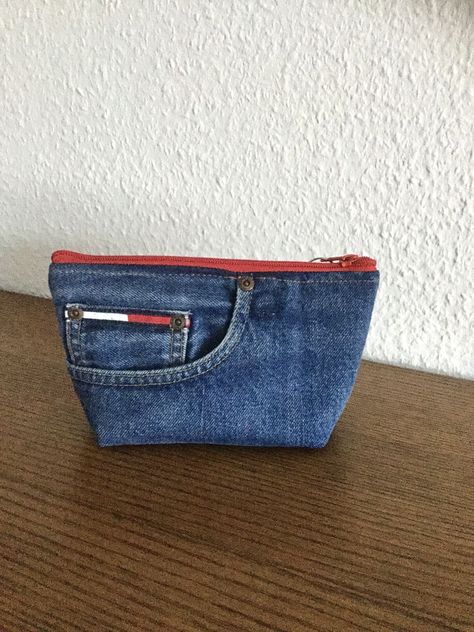 Återvinna Jeans, Tas Denim, Diy Bags Jeans, Projek Menjahit, Recycled Jeans Bag, Denim Bag Patterns, Denim Bag Diy, Denim Crafts Diy, Jean Purse