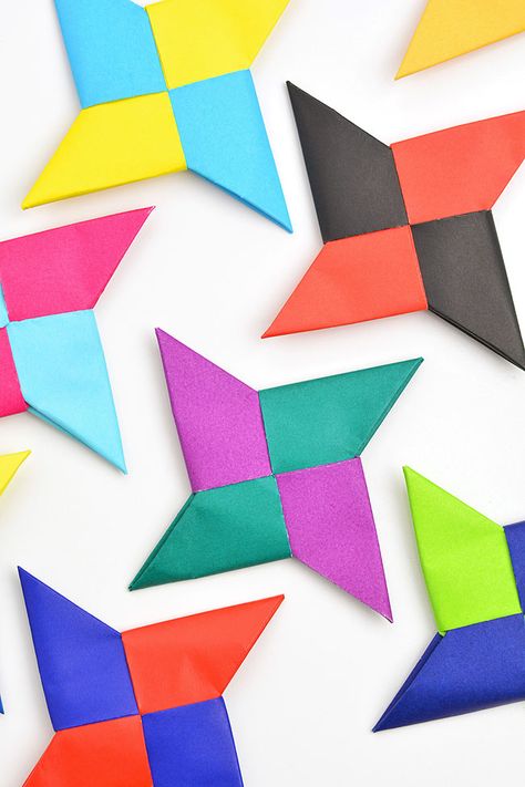 Learn how to make a paper ninja star! It's so much fun to make folded ninja stars from origami paper, and it's such an easy craft for kids, tweens, teens, adults, and seniors. Grab two square pieces of paper and you can make a ninja star in less than 10 minutes! Paper Folding Crafts For Kids, Ninja Star Origami, Ramdan Mubarak, Paper Ninja Stars, Photoshopped Animals, Ninja Stars, Paper Folding Crafts, Kid Recipes, Ninja Star