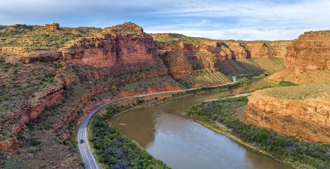 Every trip to Moab should include a drive along at least one byway, although driving all three is great way to spend a relaxing day. Beautiful Picnic, Visit Utah, Utah Road Trip, River Bridge, Movie Locations, Moab Utah, Heritage Museum, Natural Bridge, Scenic Byway