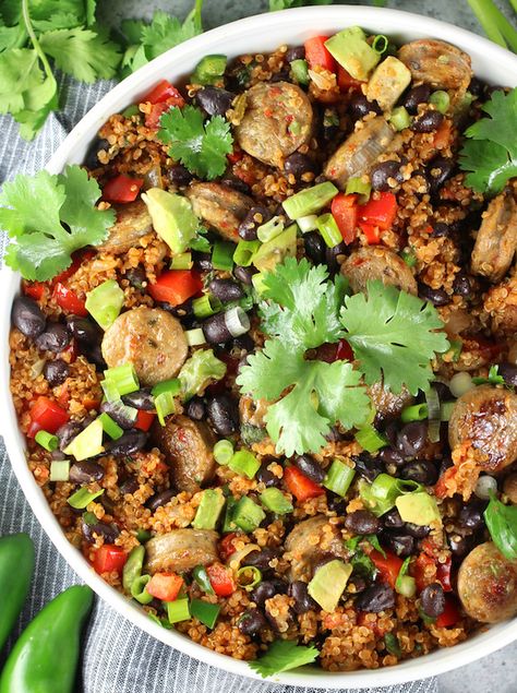 Instant Pot Mexican Quinoa and Chicken | Taste And See Quinoa Chicken Recipes, Instant Pot Ideas, Chicken Recipes Instant Pot, 30 Minute Meals Chicken, Instant Pot Mexican, Instant Pot Quinoa, Mexican Quinoa, Dinner Favorites, Recipes Instant Pot