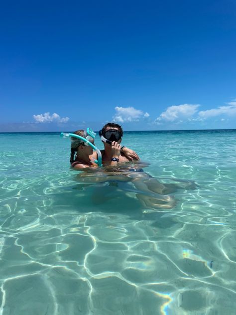 Trips With Boyfriend, Cruise With Boyfriend, Cruise Boyfriend, Bahamas Couple Pictures, Travel With Boyfriend Aesthetic, Snorkeling Couple Aesthetic, Holiday With Boyfriend, Bahamas Couple, Honeymoon Bahamas