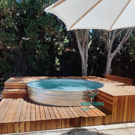 Ready for a backyard refresh?🤩 Our pools are versatile and can easily blend into any backyard space to suit your design preferences.✨ 💧This is our 8ft Stock Tank Pool delivered and installed in Glendale, CA. 🛻We deliver and Install pools throughout CA, AZ and Vegas. We ship our 8ft Pools Nationwide! Contact us for details! 😎 #tipsytanks #tipsytankpools #stocktankpool #stocktanks #stocktankpooldeck #stocktankpoolinspo #poolsofinstagram #wadingpool #floatpool #smallpools #stocktankpoolscali... Stalk Tank Pool Ideas, Cowboy Pool With Deck, Deck Around Above Ground Pool, Poly Stock Tank, Stock Tank Pool Ideas, Backyard Refresh, Cowboy Pool, Florida Backyard, Tank Pools